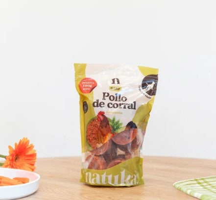 Natuka Menú de pollo de corral 900g